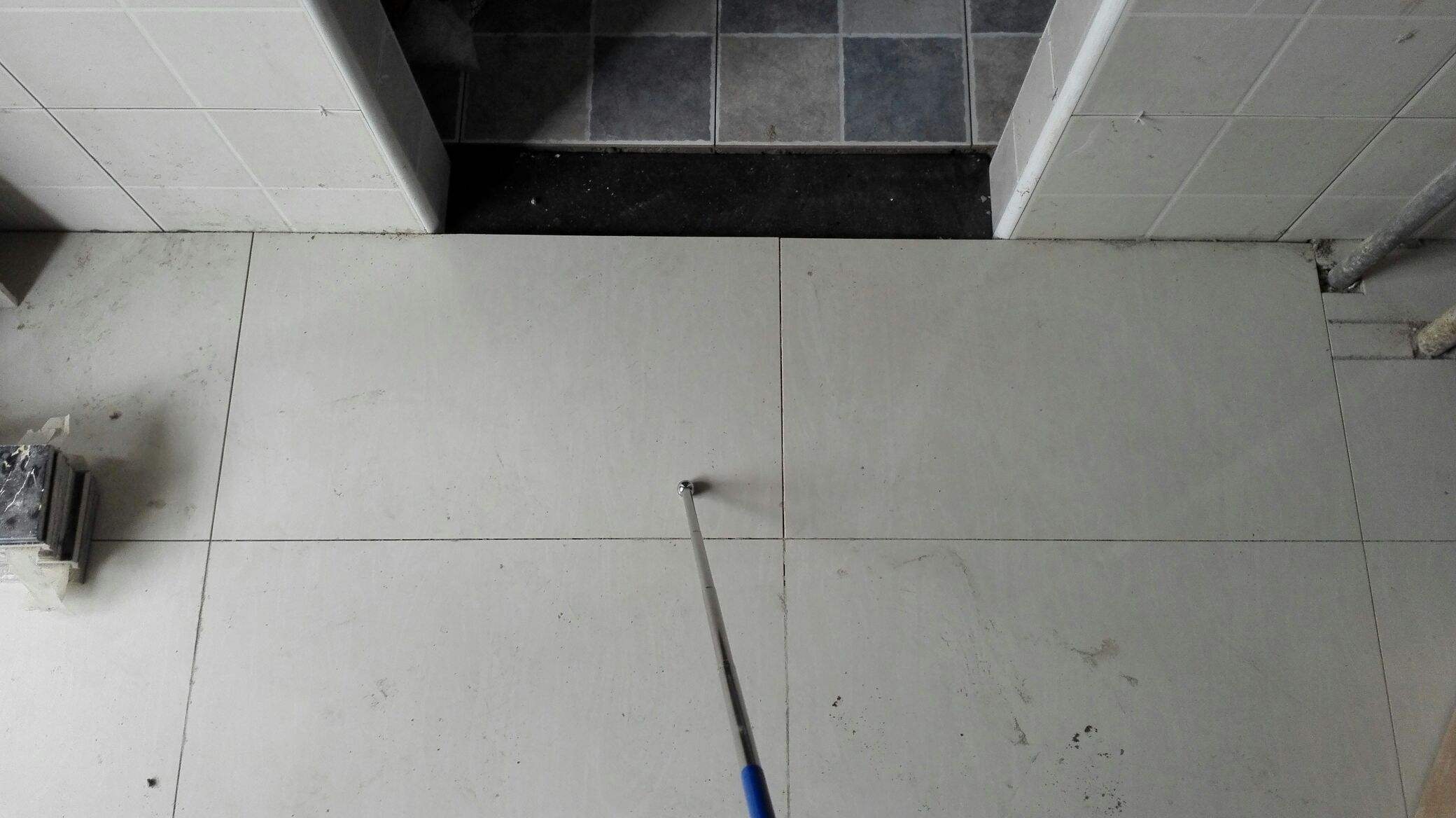 地面瓷砖空鼓最佳补救方法视频讲解(地面瓷砖空鼓最佳补救方法视频讲解图片)